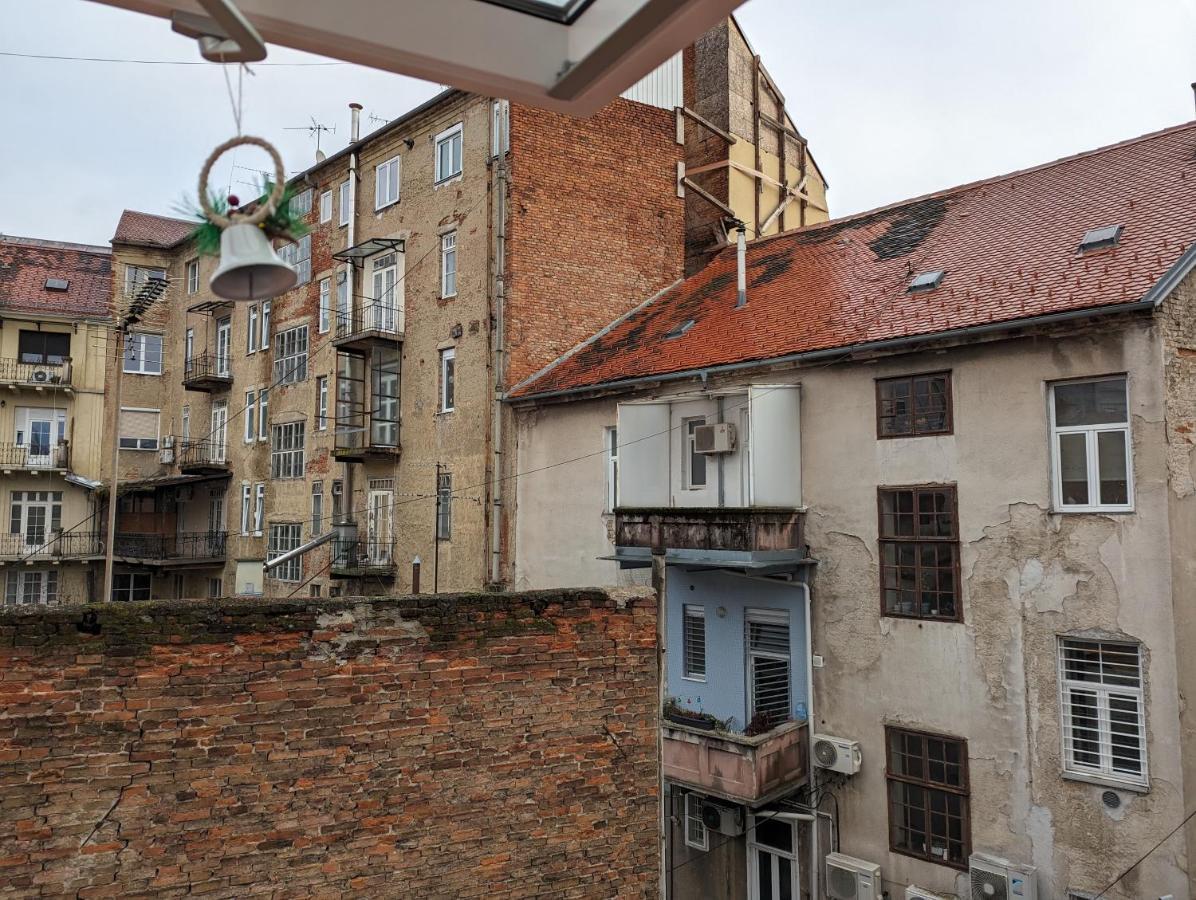 Miniscule Urban Tent Zagreb Luaran gambar