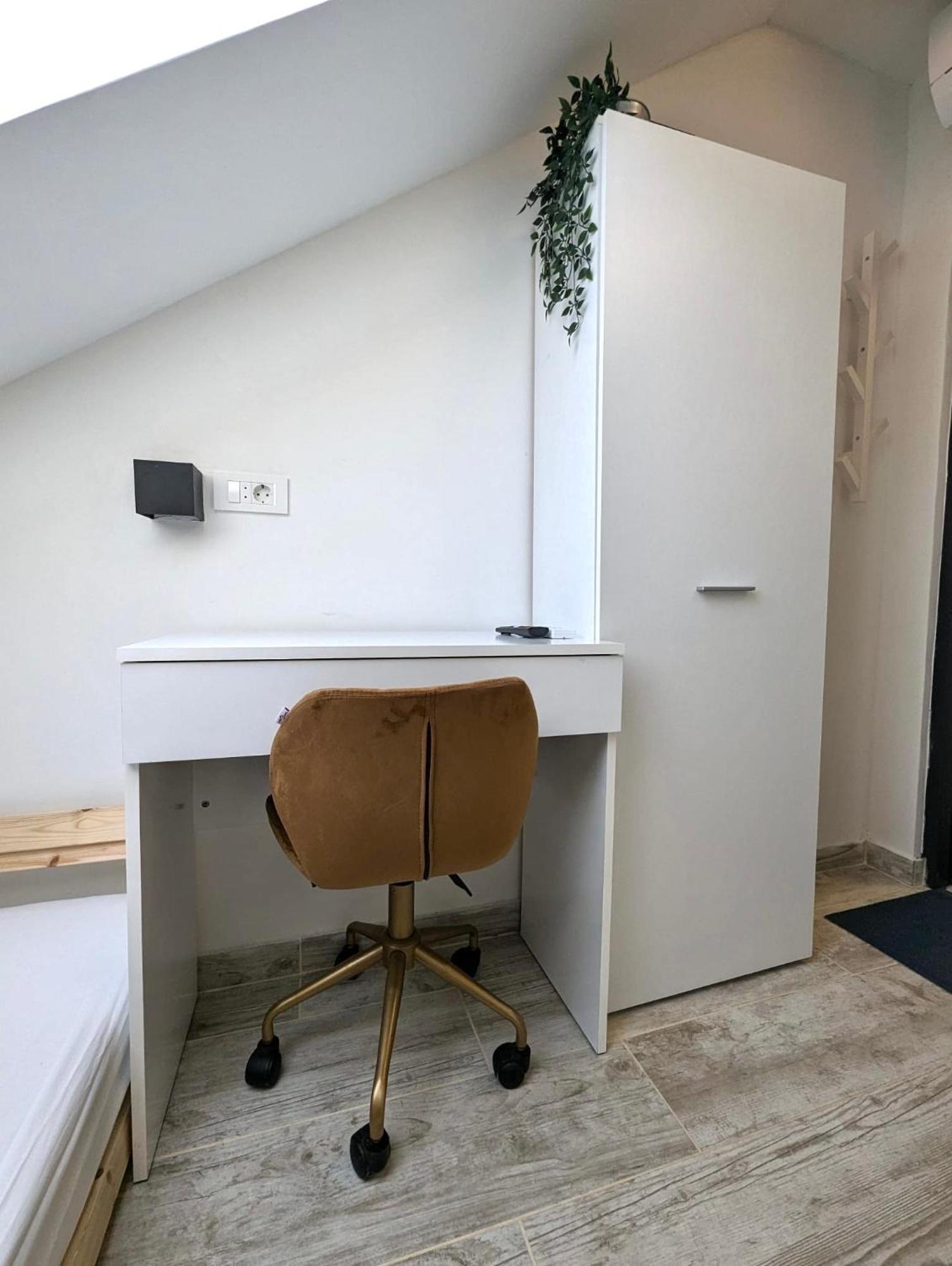 Miniscule Urban Tent Zagreb Luaran gambar